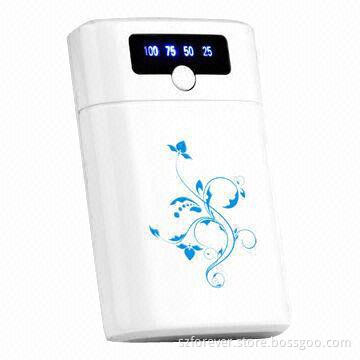 8,000mAh High-capacity Business Power Bank, High-tech, Blue LED Digital Display, Smart/Fashionable